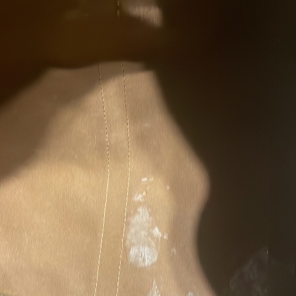 Authentic Louis Vuitton duffel. Tag, strap and lock and key included. - Picture 8 of 10